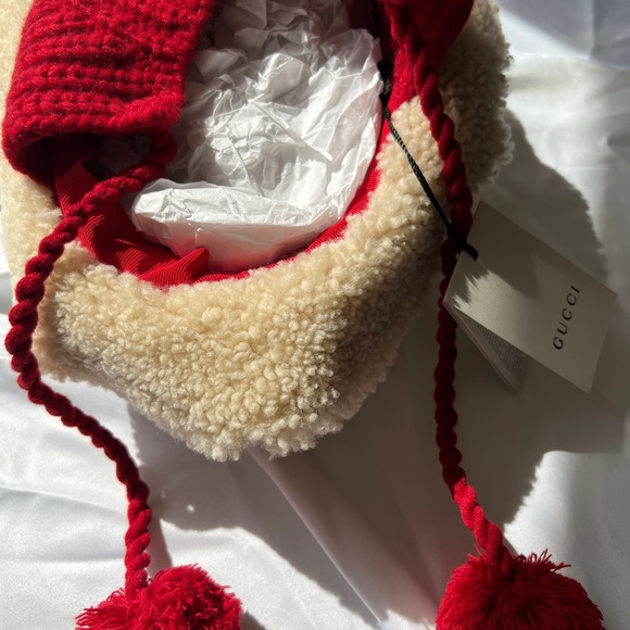 Gucci Shearling Cap with Wool Ear Covers and Pom Pom Tie - Picture 2 of 5